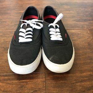 Levies black